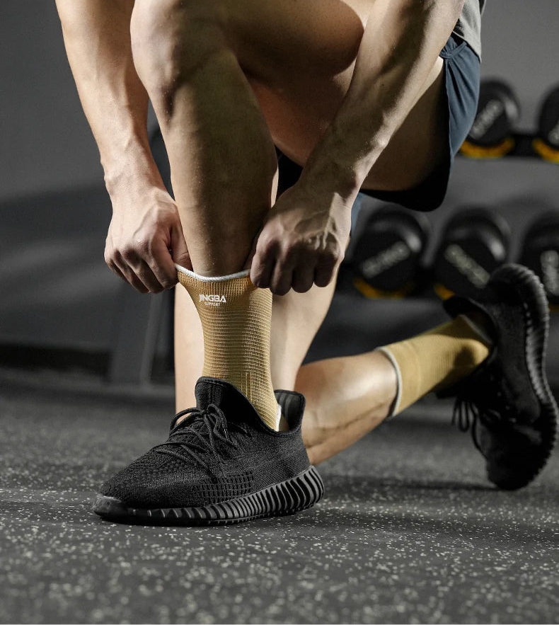 Tornozeleira Elástica Ajustável – Suporte e Conforto para Seus Treinos